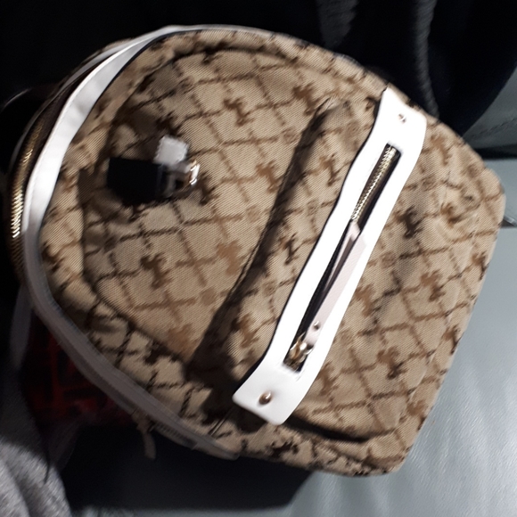 Etc - Picture 2 of 4